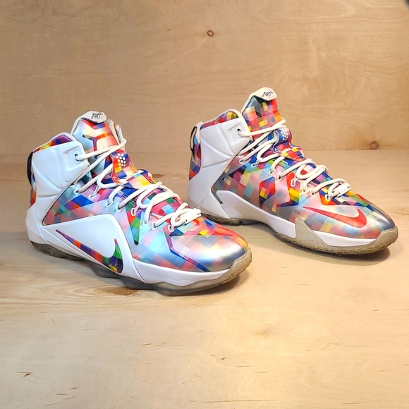 Nike LeBron James 12 Prism Finish Your Breakfast Men's Shoes 748861-900 - Picture 2 of 12